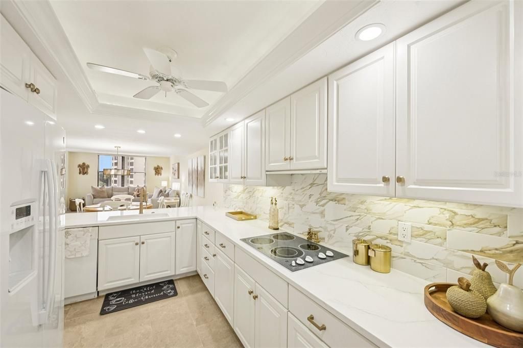 For Sale: $1,100,000 (2 beds, 2 baths, 1361 Square Feet)