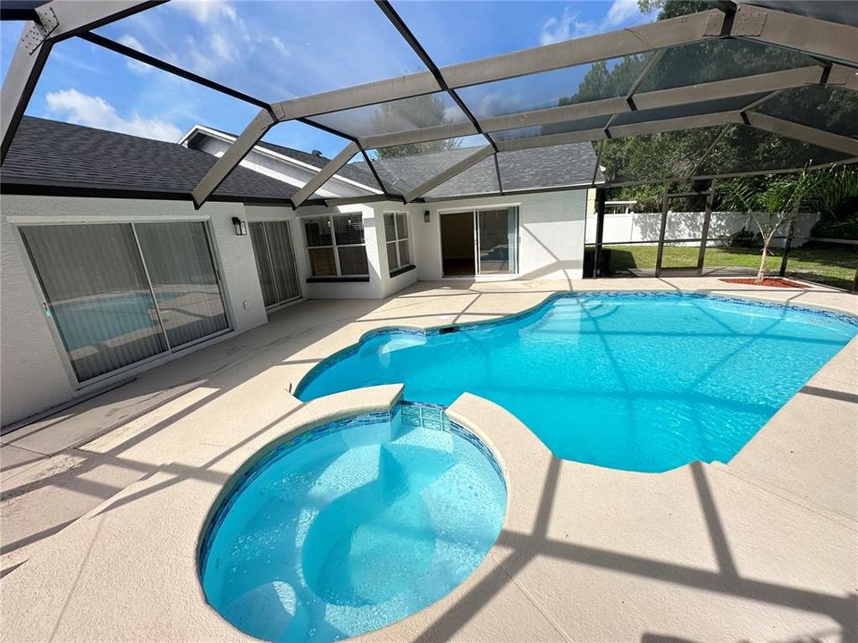 For Sale: $515,000 (3 beds, 2 baths, 2087 Square Feet)