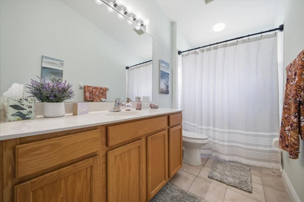 For Sale: $439,000 (3 beds, 2 baths, 1713 Square Feet)