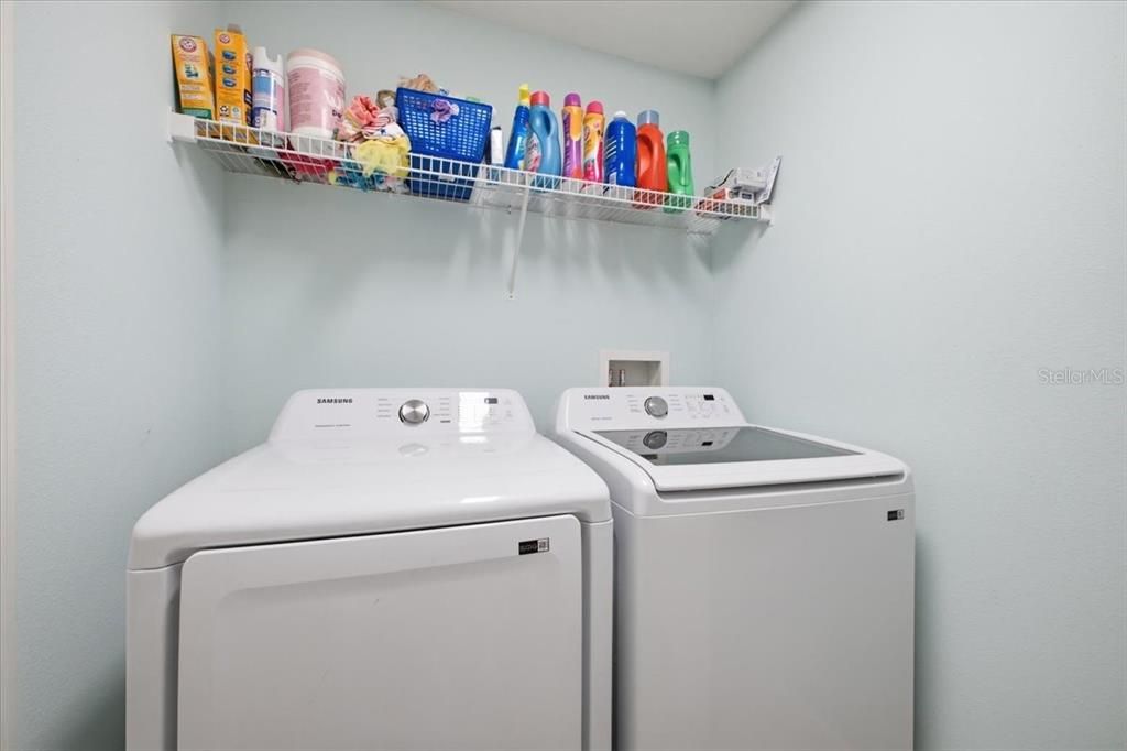 For Sale: $439,000 (3 beds, 2 baths, 1713 Square Feet)
