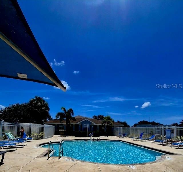 For Sale: $439,000 (3 beds, 2 baths, 1713 Square Feet)