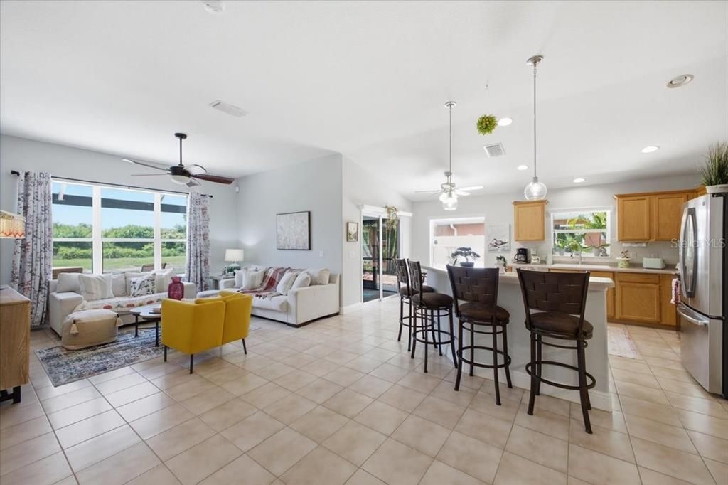 For Sale: $439,000 (3 beds, 2 baths, 1713 Square Feet)