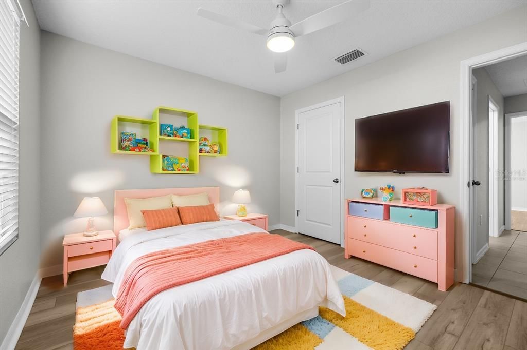 For Rent: $2,350 (3 beds, 2 baths, 1672 Square Feet)