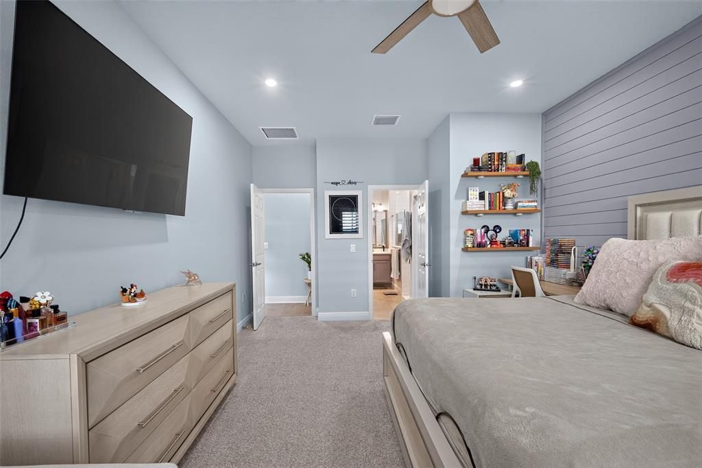 For Sale: $615,000 (4 beds, 3 baths, 2420 Square Feet)