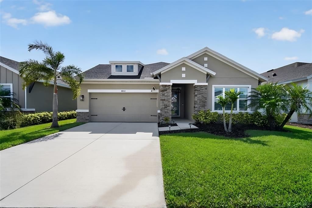 For Sale: $615,000 (4 beds, 3 baths, 2420 Square Feet)