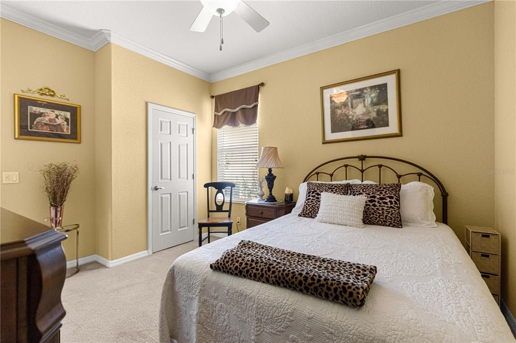 For Sale: $429,000 (3 beds, 2 baths, 1958 Square Feet)