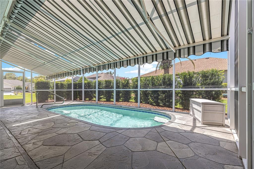For Sale: $429,000 (3 beds, 2 baths, 1958 Square Feet)