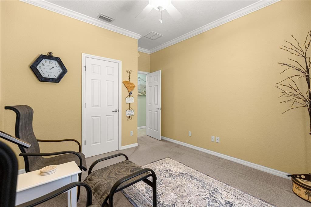 For Sale: $429,000 (3 beds, 2 baths, 1958 Square Feet)