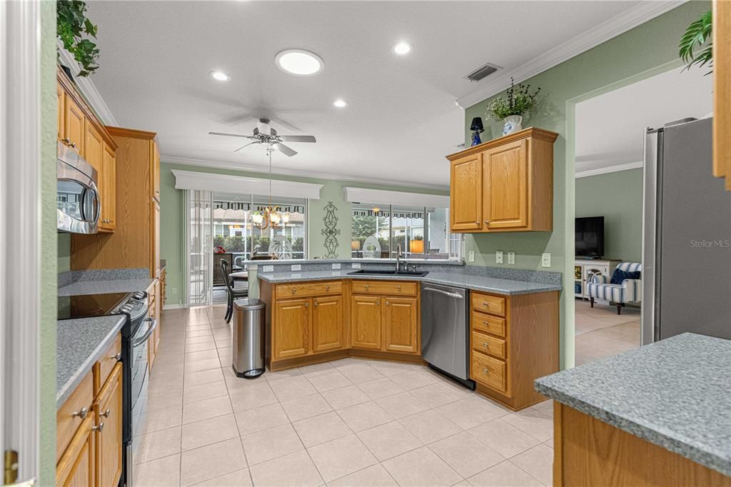 For Sale: $429,000 (3 beds, 2 baths, 1958 Square Feet)