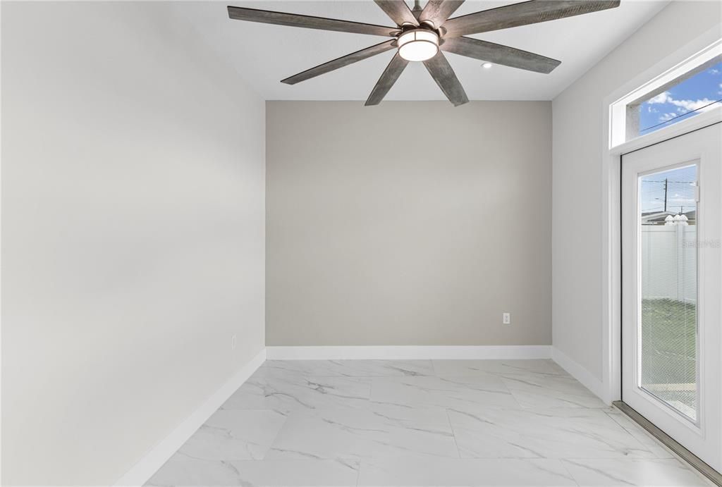 En Venta: $399,000 (3 camas, 2 baños, 1488 Pies cuadrados)