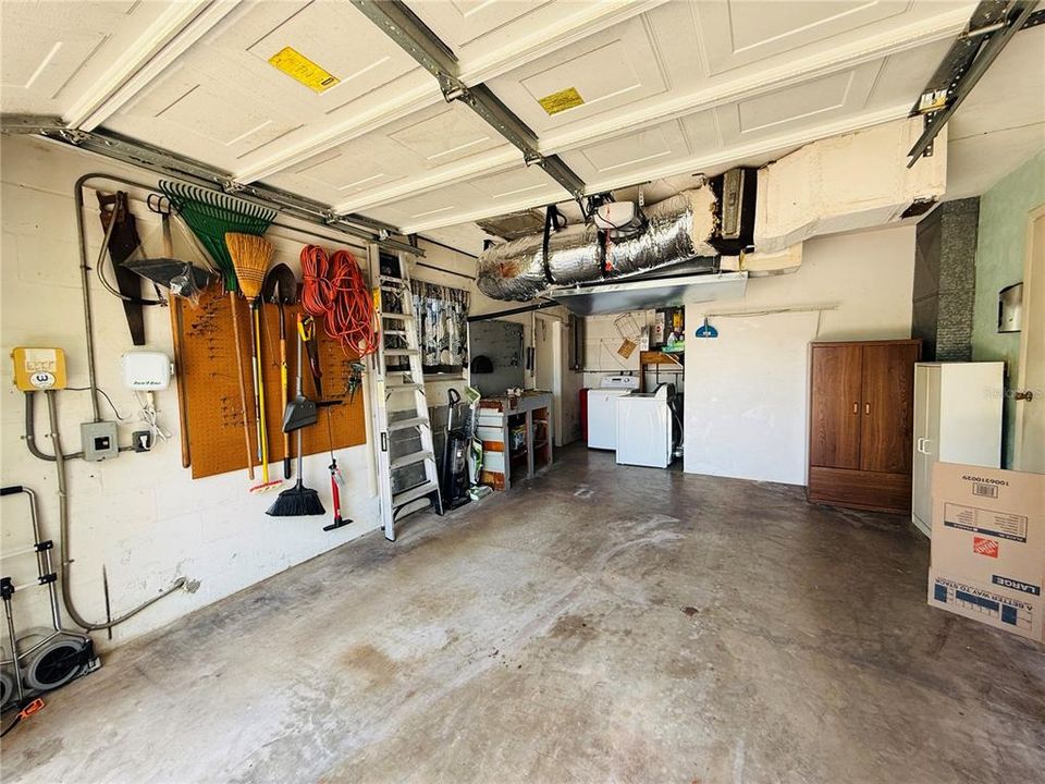 For Rent: $2,500 (2 beds, 2 baths, 1153 Square Feet)