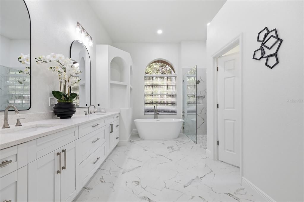 For Sale: $779,000 (4 beds, 3 baths, 3706 Square Feet)