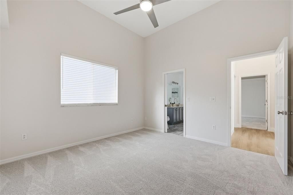 For Sale: $779,000 (4 beds, 3 baths, 3706 Square Feet)