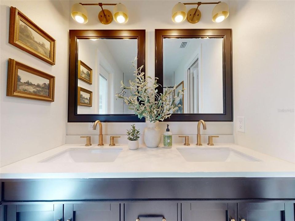 For Sale: $675,000 (4 beds, 3 baths, 1910 Square Feet)