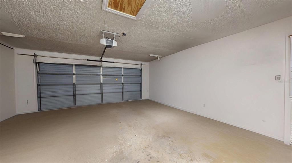 For Sale: $675,000 (4 beds, 3 baths, 1910 Square Feet)