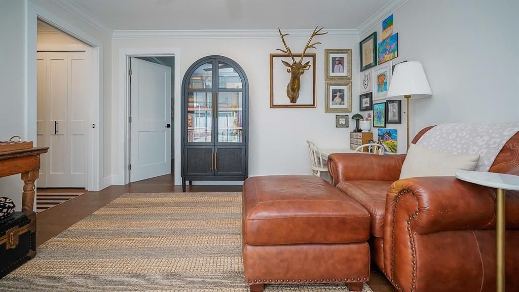 For Sale: $675,000 (4 beds, 3 baths, 1910 Square Feet)