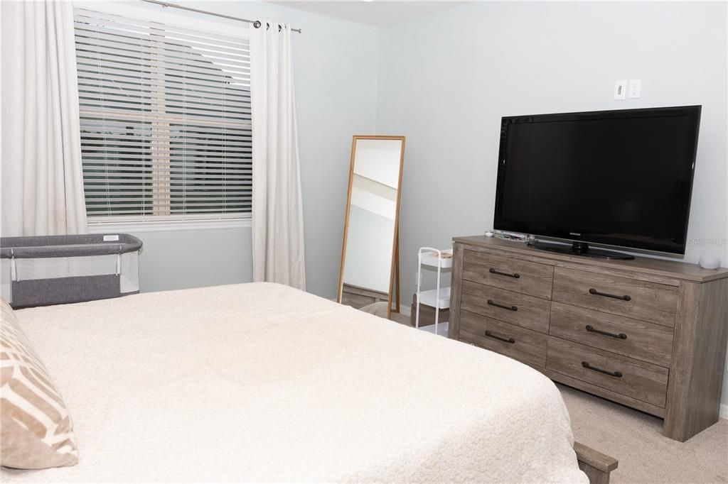 For Sale: $459,000 (3 beds, 2 baths, 1978 Square Feet)