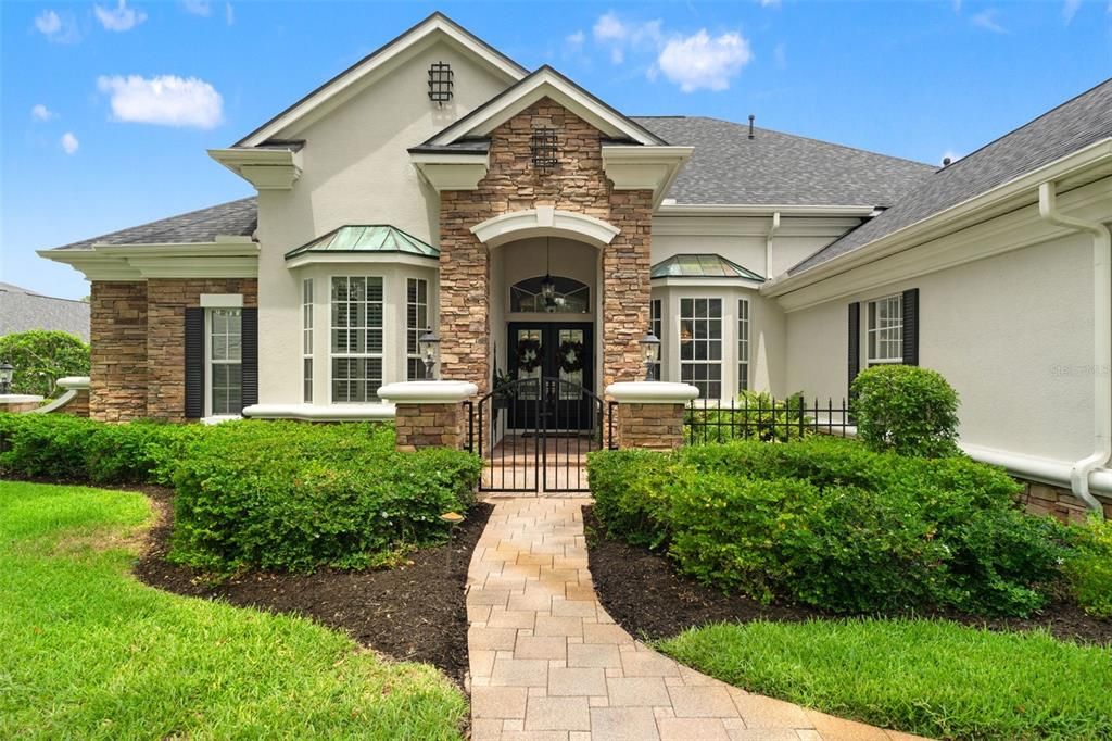 For Sale: $1,350,000 (4 beds, 3 baths, 3745 Square Feet)