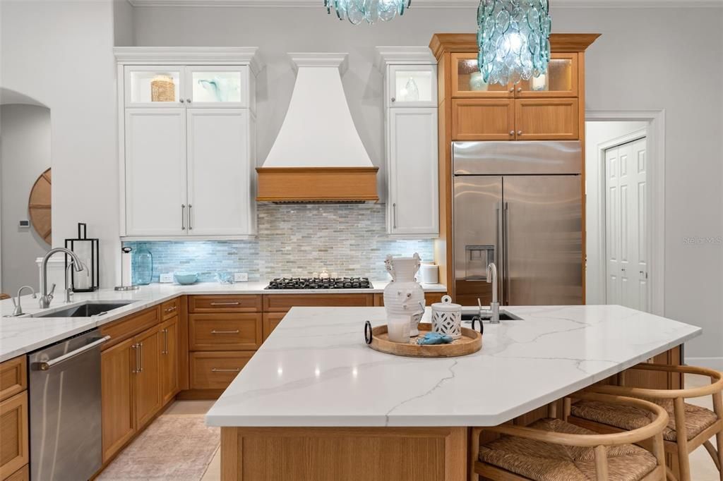 For Sale: $1,350,000 (4 beds, 3 baths, 3745 Square Feet)