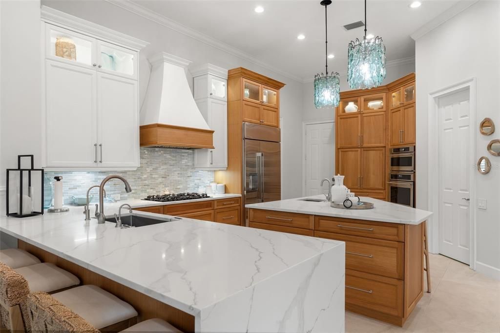 For Sale: $1,350,000 (4 beds, 3 baths, 3745 Square Feet)