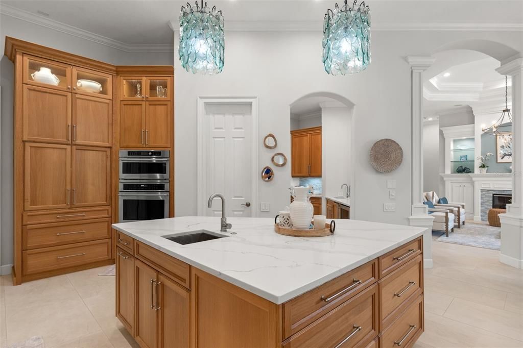 For Sale: $1,350,000 (4 beds, 3 baths, 3745 Square Feet)
