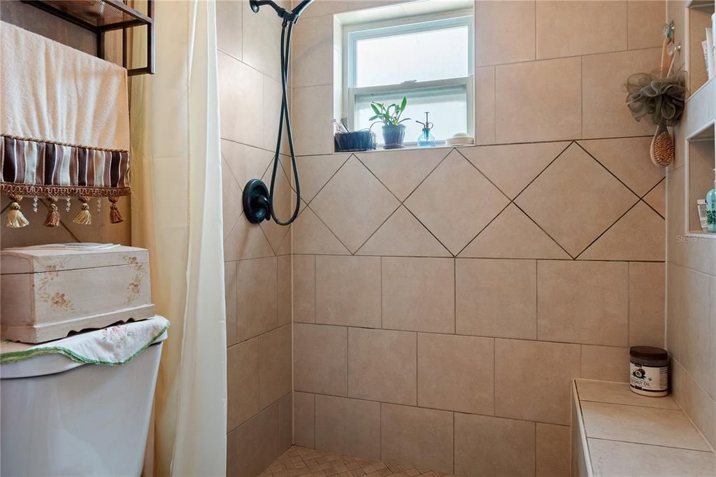 For Sale: $339,500 (4 beds, 3 baths, 2135 Square Feet)