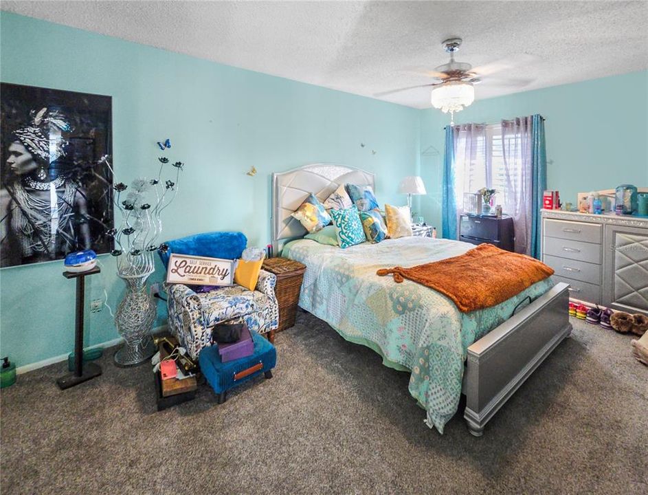 For Sale: $106,000 (2 beds, 2 baths, 1138 Square Feet)