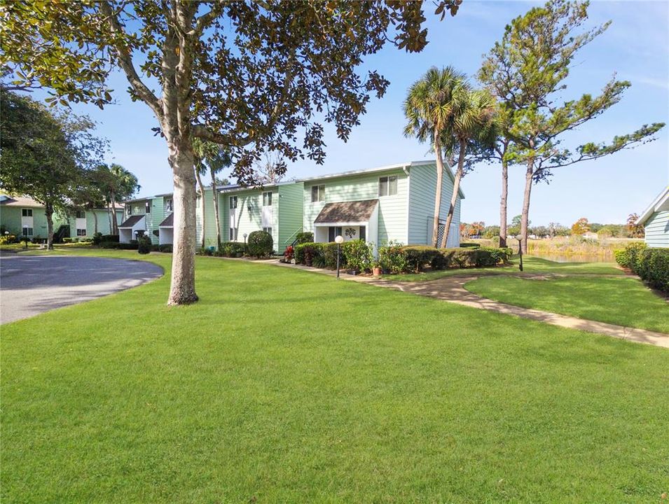 For Sale: $106,000 (2 beds, 2 baths, 1138 Square Feet)