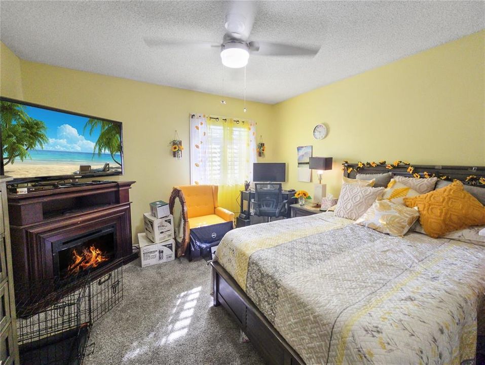 For Sale: $106,000 (2 beds, 2 baths, 1138 Square Feet)