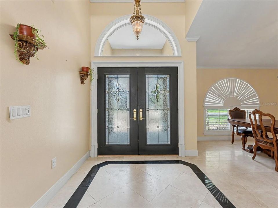 For Sale: $625,000 (4 beds, 2 baths, 2860 Square Feet)