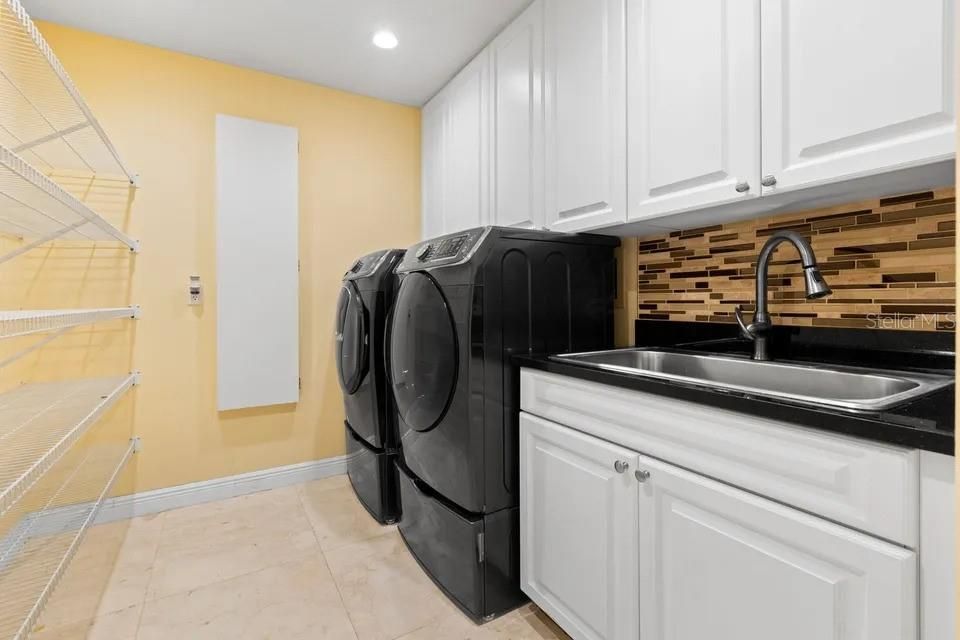 В аренду: $4,950 (4 спален, 3 ванн, 3709 Квадратных фут)