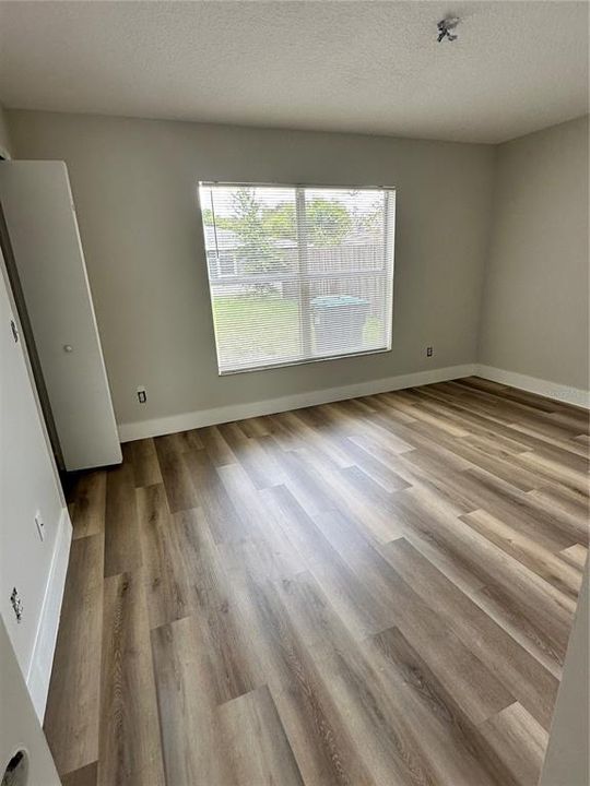 На продажу: $399,000 (3 спален, 2 ванн, 1082 Квадратных фут)