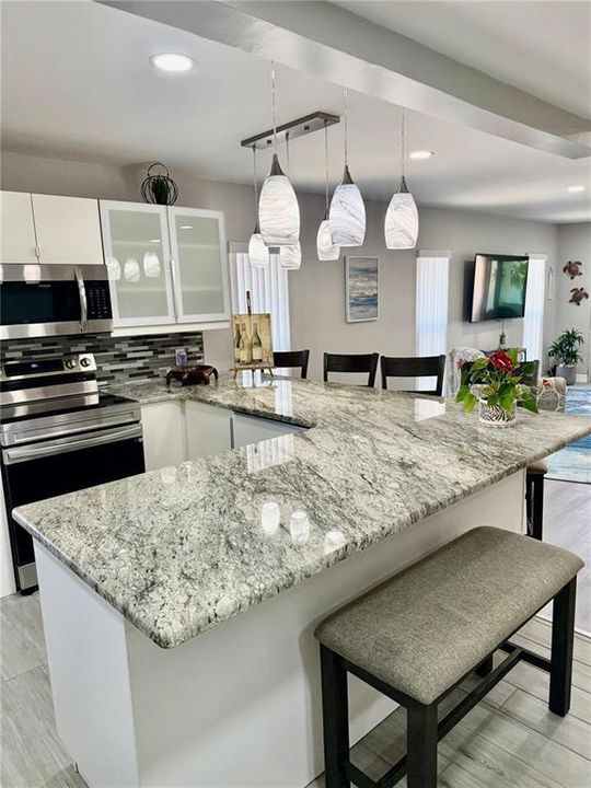 For Rent: $3,200 (2 beds, 2 baths, 1264 Square Feet)