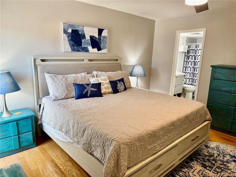 For Rent: $3,200 (2 beds, 2 baths, 1264 Square Feet)