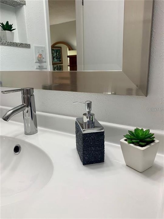 For Rent: $3,200 (2 beds, 2 baths, 1264 Square Feet)