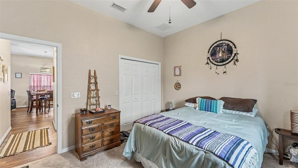 For Sale: $300,000 (2 beds, 2 baths, 1729 Square Feet)