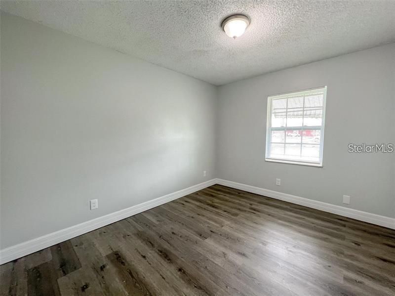 For Rent: $1,397 (2 beds, 1 baths, 914 Square Feet)