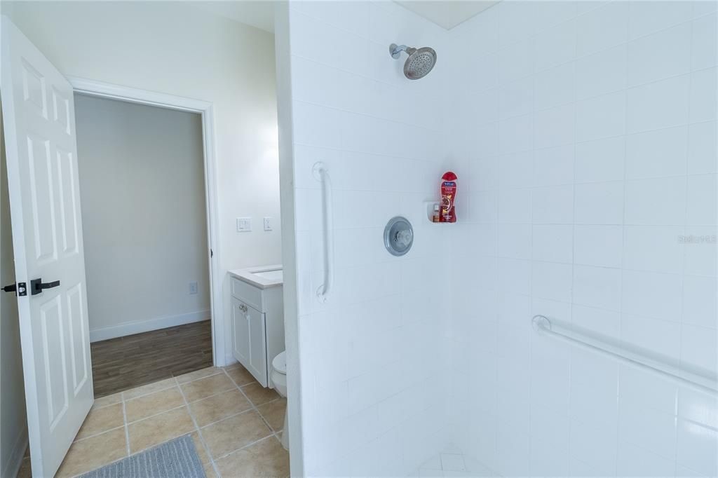 В аренду: $4,200 (4 спален, 3 ванн, 2203 Квадратных фут)