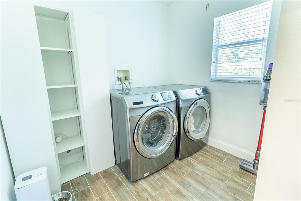 В аренду: $4,200 (4 спален, 3 ванн, 2203 Квадратных фут)