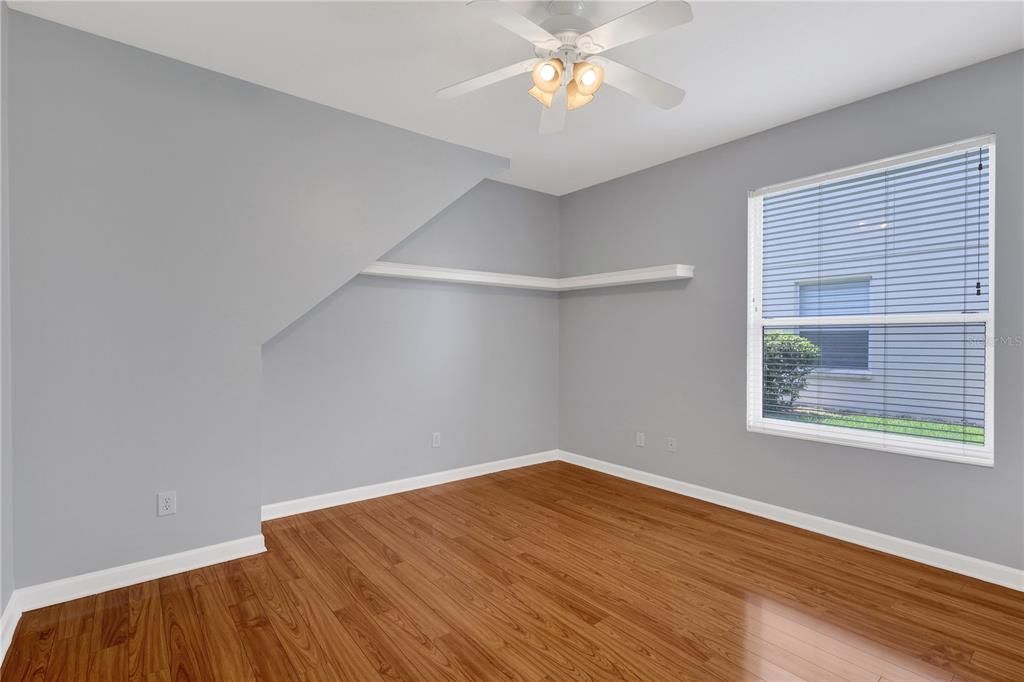 For Sale: $725,000 (4 beds, 4 baths, 3490 Square Feet)