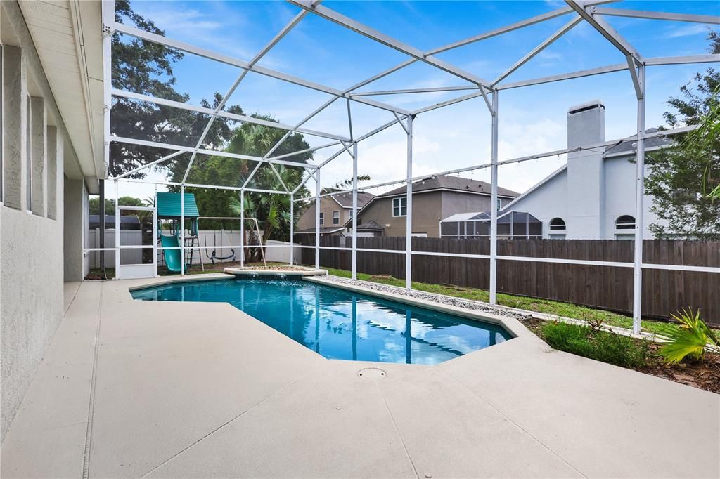 For Sale: $725,000 (4 beds, 4 baths, 3490 Square Feet)
