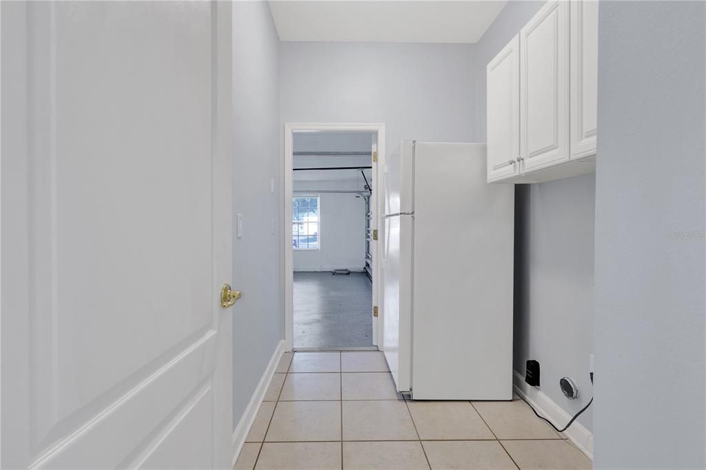 For Sale: $725,000 (4 beds, 4 baths, 3490 Square Feet)