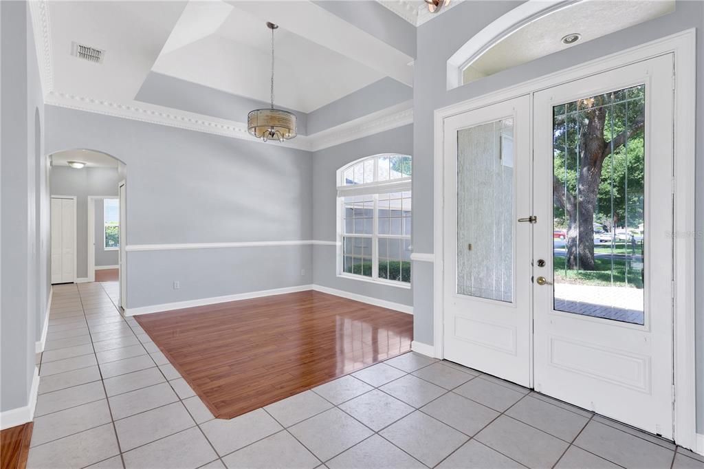 For Sale: $725,000 (4 beds, 4 baths, 3490 Square Feet)