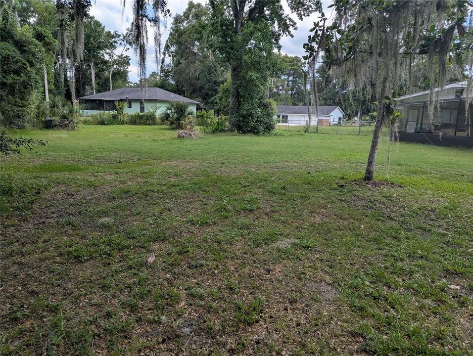 For Sale: $329,000 (4 beds, 2 baths, 1885 Square Feet)