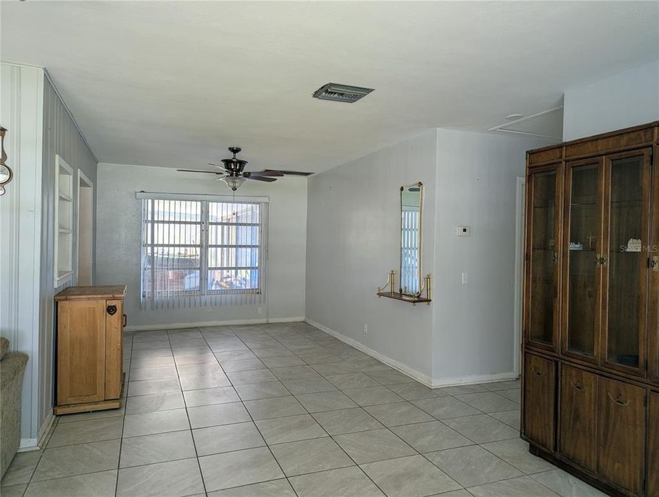 For Sale: $329,000 (4 beds, 2 baths, 1885 Square Feet)
