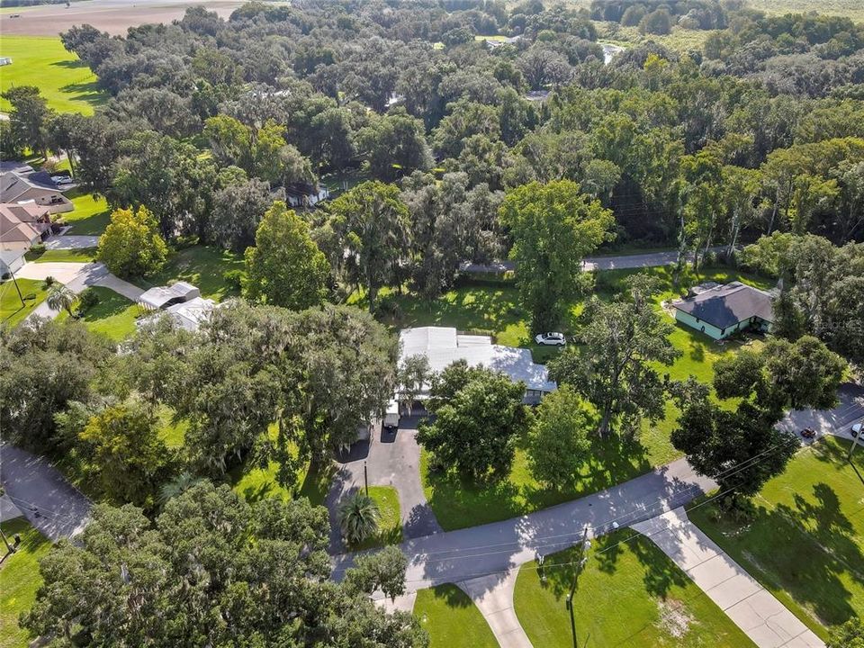 На продажу: $309,000 (4 спален, 2 ванн, 1885 Квадратных фут)