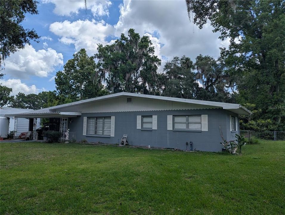 For Sale: $329,000 (4 beds, 2 baths, 1885 Square Feet)