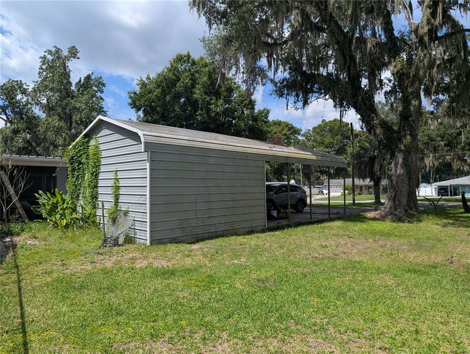For Sale: $329,000 (4 beds, 2 baths, 1885 Square Feet)