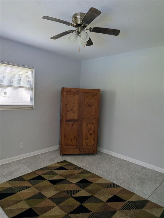 For Sale: $329,000 (4 beds, 2 baths, 1885 Square Feet)