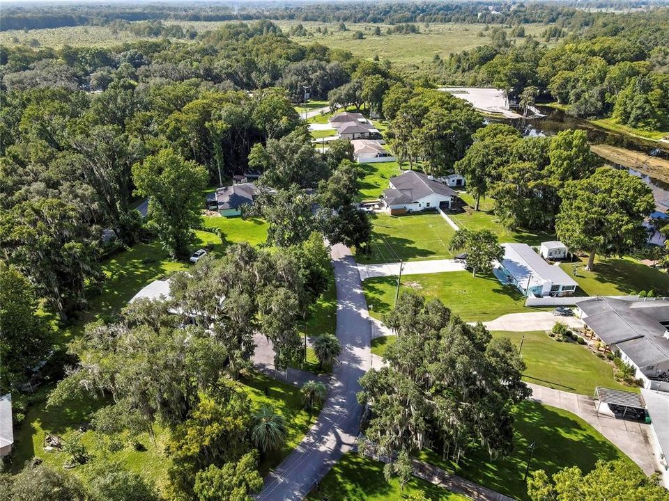 На продажу: $309,000 (4 спален, 2 ванн, 1885 Квадратных фут)